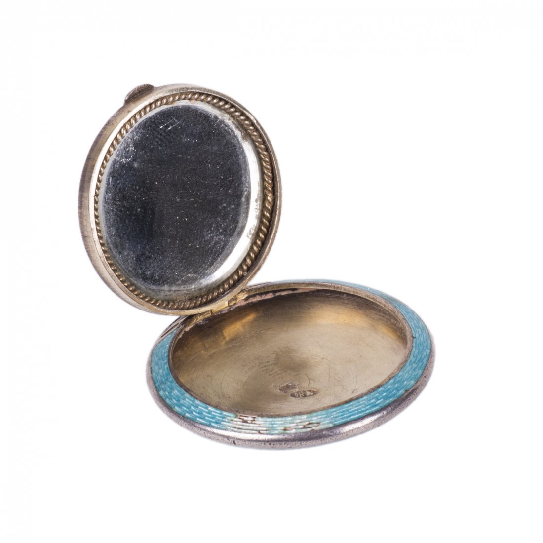 Russian silver and guilloche enamel snuff box — image 3