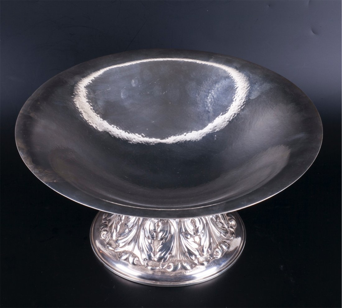 Huge antique silver vase — image 3