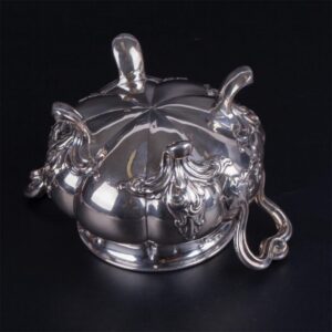 Elegant French silver sugar bowl. Marked Alphonse — image 6