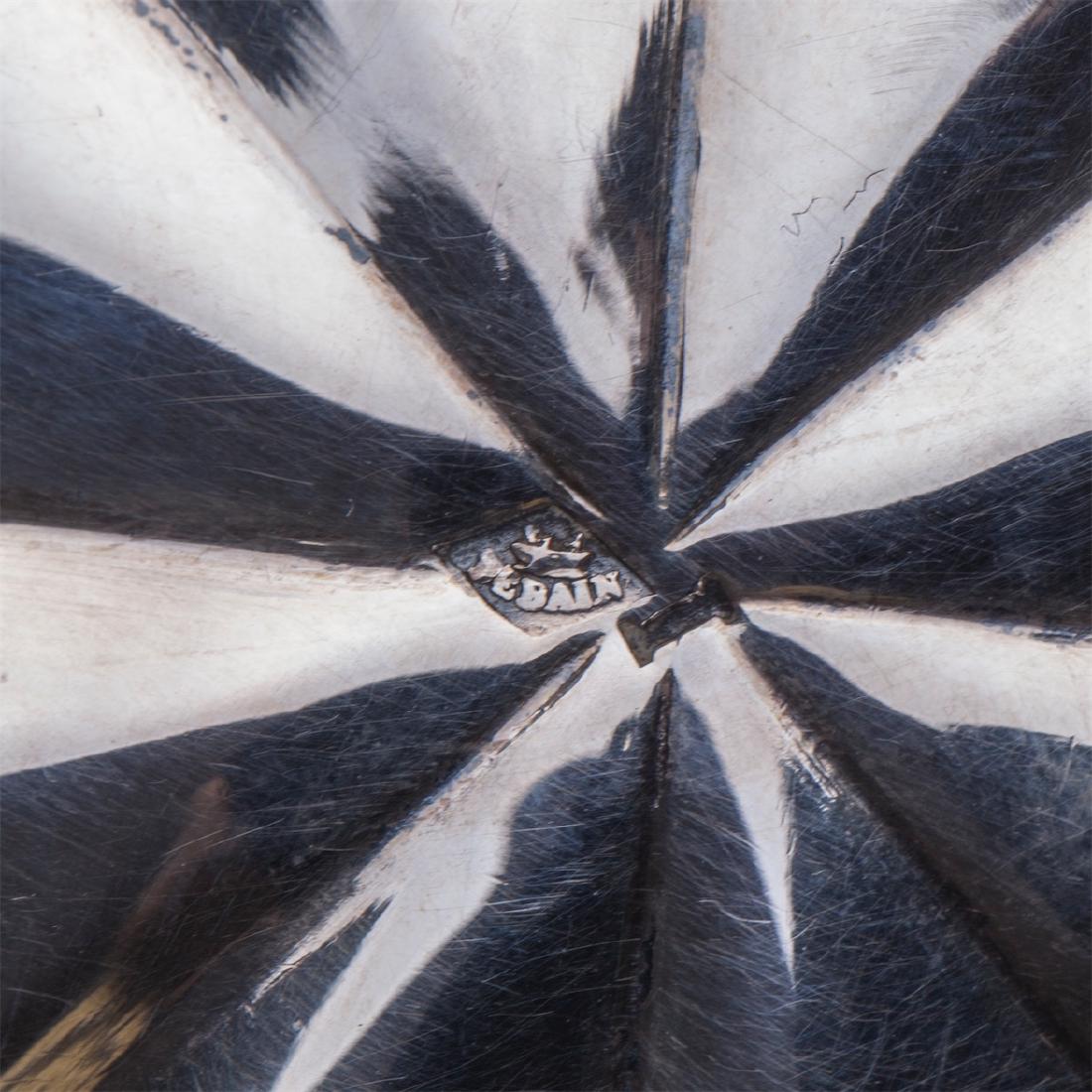 Elegant French silver sugar bowl. Marked Alphonse — image 8