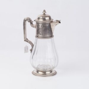 Decanter. French. — image 1