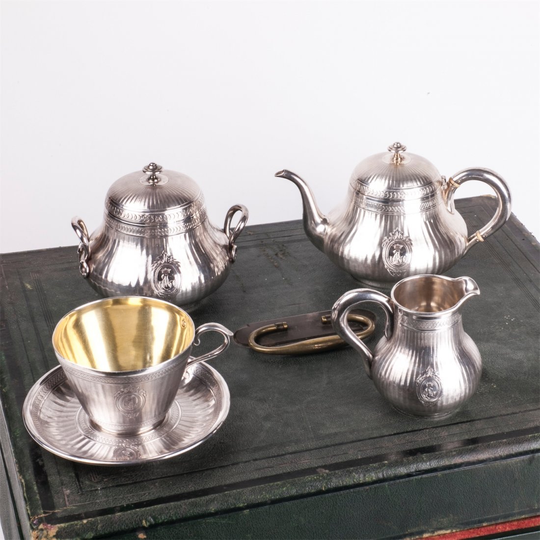 Antique French "Odiot" silver set of 5 pieces in a box — image 4