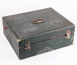 Antique French "Odiot" silver set of 5 pieces in a box — image 8