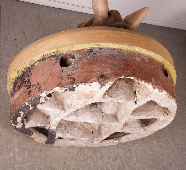 Huge wooden horse head. — image 6