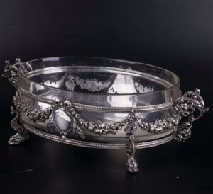 Antique French silver bowl for fruits/jardinier — image 4
