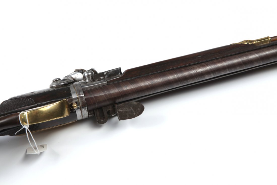 Hunting double barrel gun. — image 7