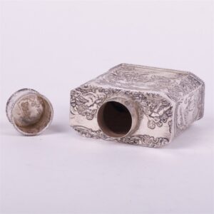 Antique silver tea box with engravings — image 3