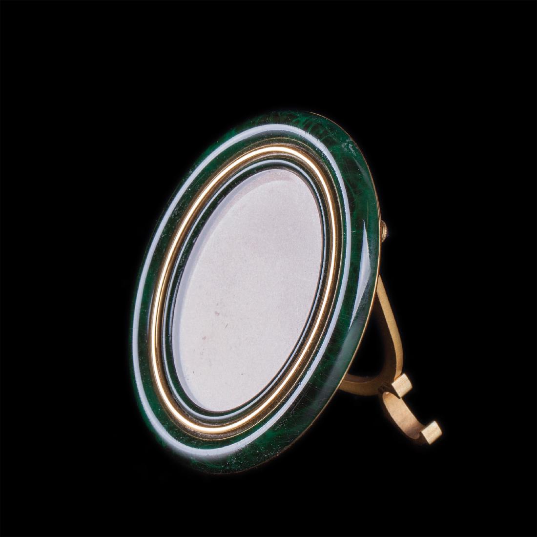 Must De Cartier Malachite Petite Picture frame & desk — image 4