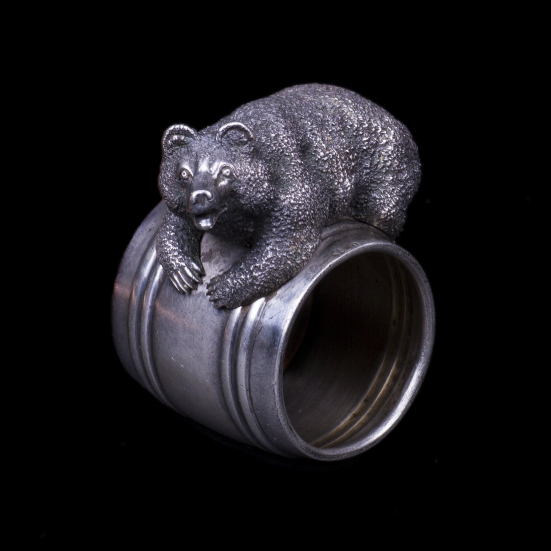 Russian silver napkin ring with cast bear figure — image 1