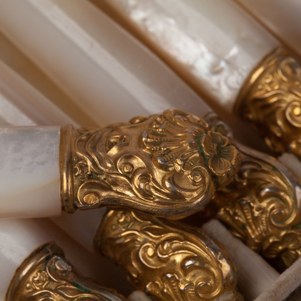 Set of dessert knives. — image 6