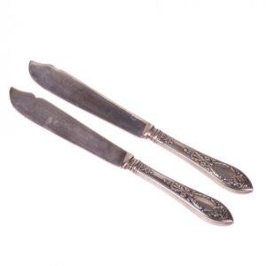 Pair of Russian silver and engraving fish knives — image 1