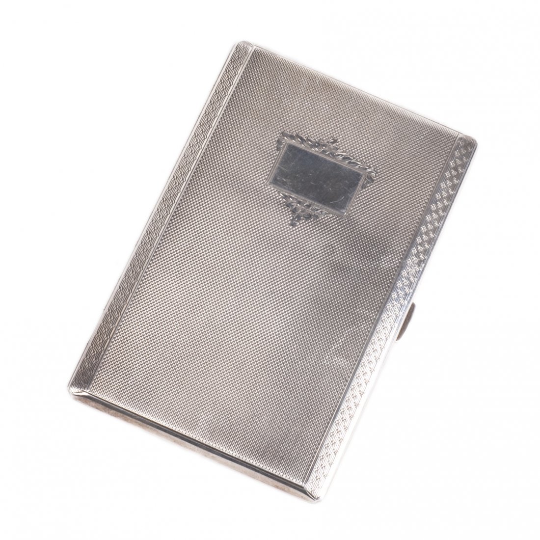 Big silver cigarette case with engravings — image 1