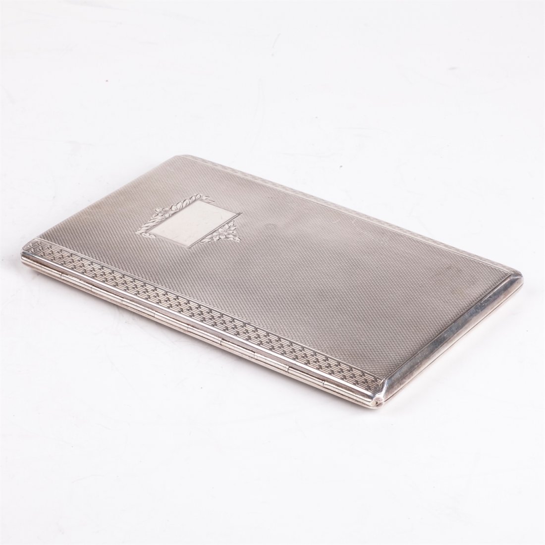 Big silver cigarette case with engravings — image 3