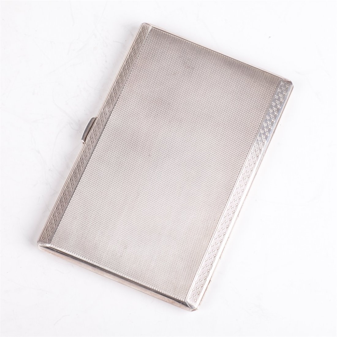 Big silver cigarette case with engravings — image 4