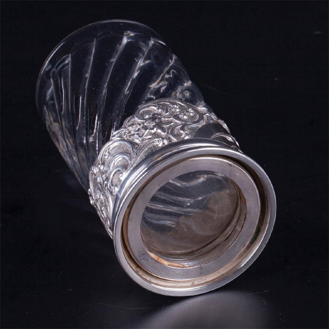 Silver mounted pitcher with 6 silver mounted glasses — image 5