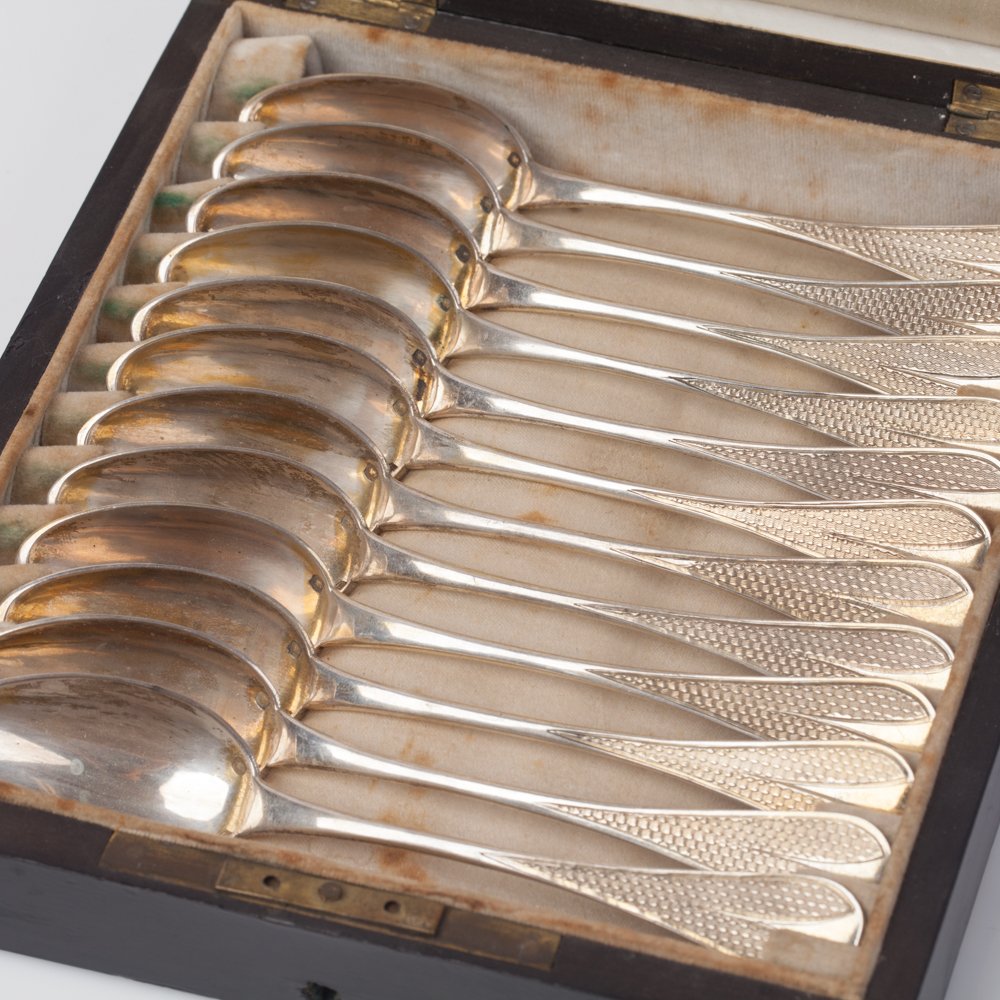 Set of 12 tea spoons. — image 3