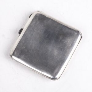 Silver cigarette case with color enamel with portraits — image 2