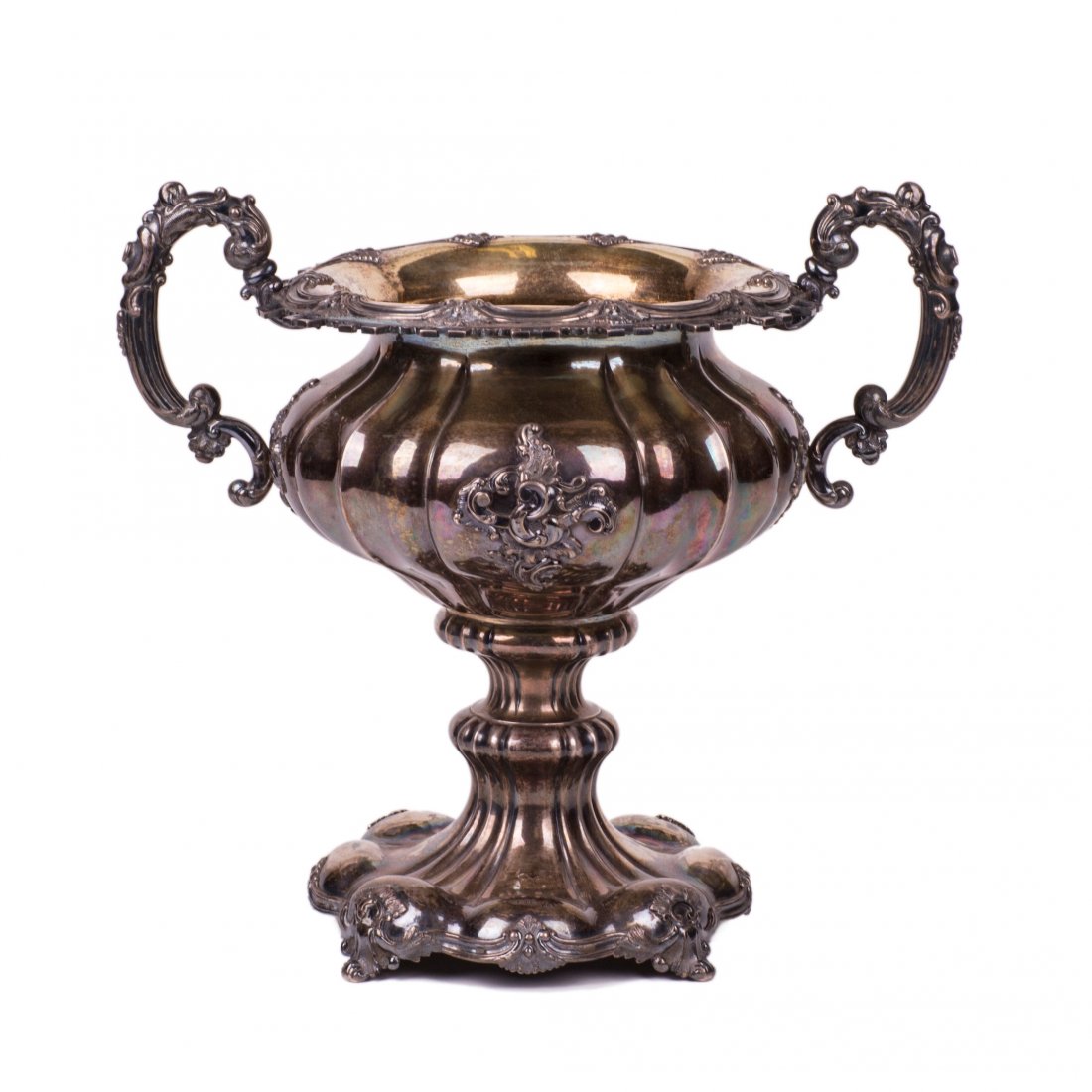 Russian silver vase in rococo style — image 1