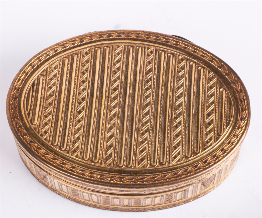 Antique French gilded bronze box — image 2