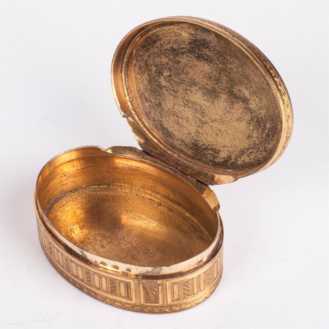 Antique French gilded bronze box — image 4