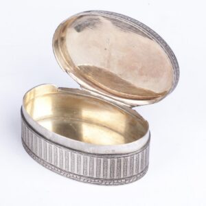 Antique silver jewelry box — image 2