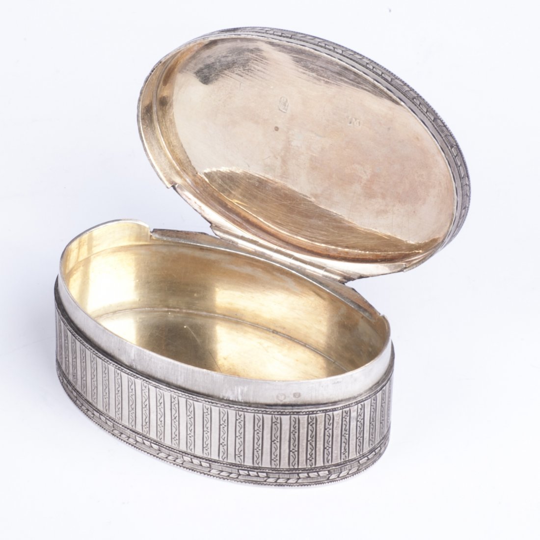 Antique silver jewelry box — image 2