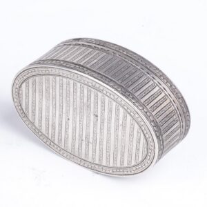 Antique silver jewelry box — image 3