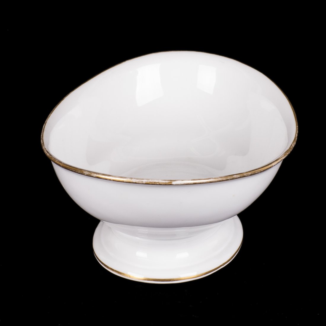 Russian porcelain and gold pattern salad bowl — image 2