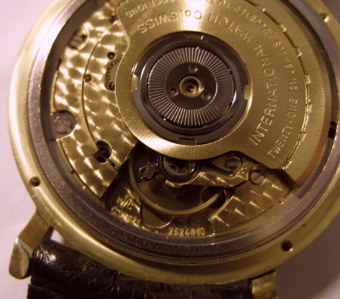 "IWC" men's wristwatch with calendar — image 6