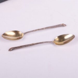 Silver set of 12 spoons in a box — image 3
