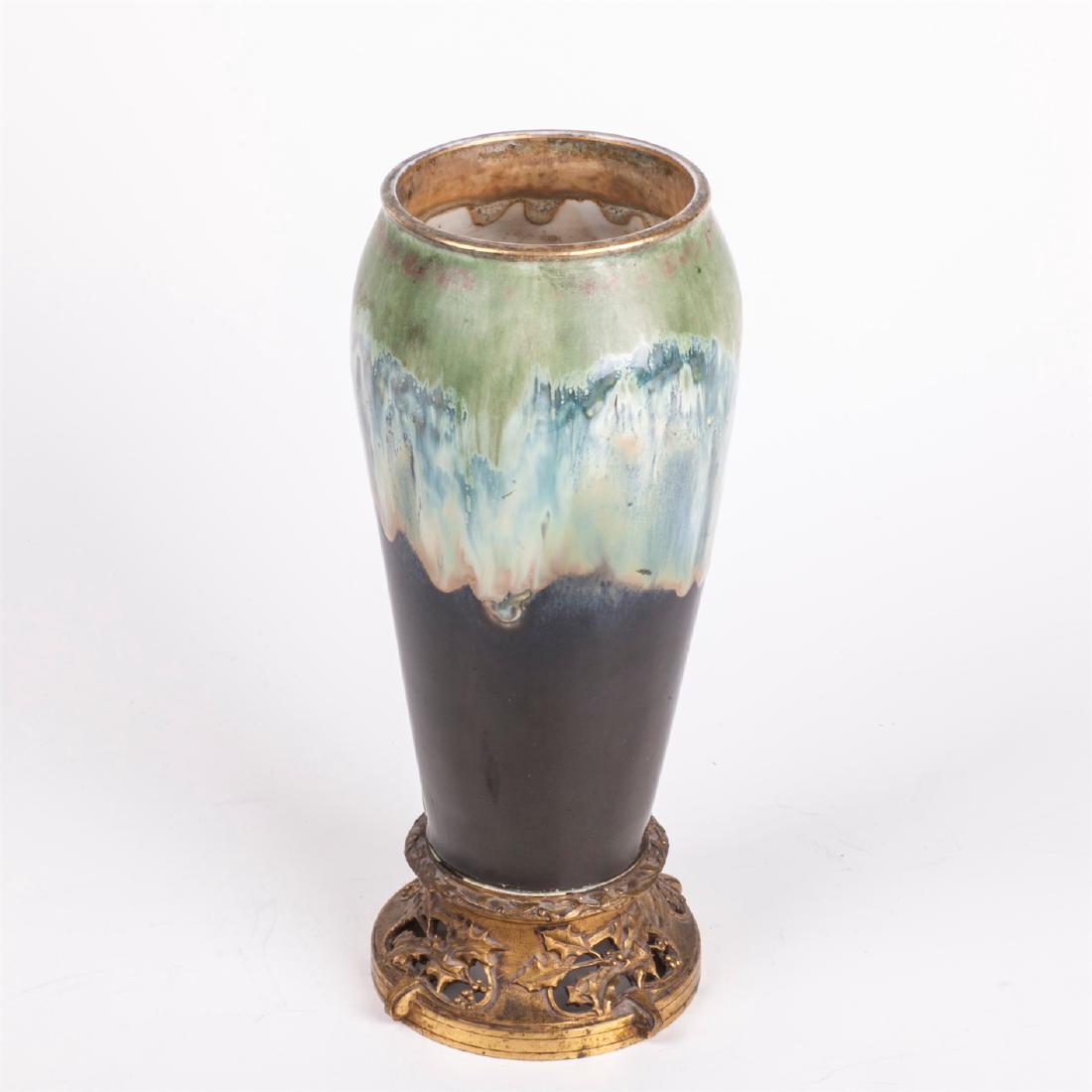 Antique French porcelain vase with bronze inserts — image 2