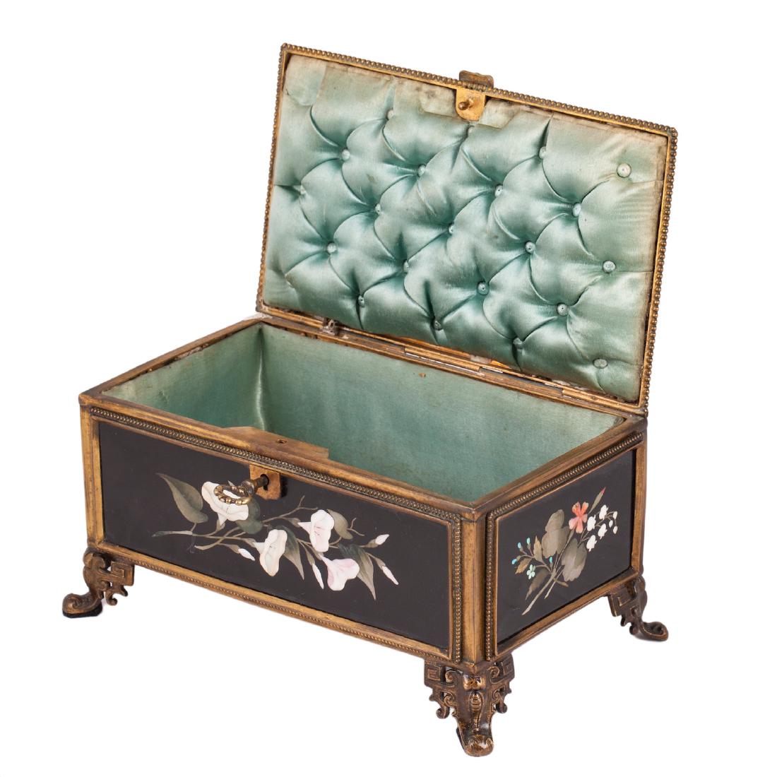 Late 19th century Italian Pietra dura casket — image 4