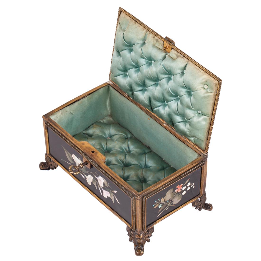 Late 19th century Italian Pietra dura casket — image 5