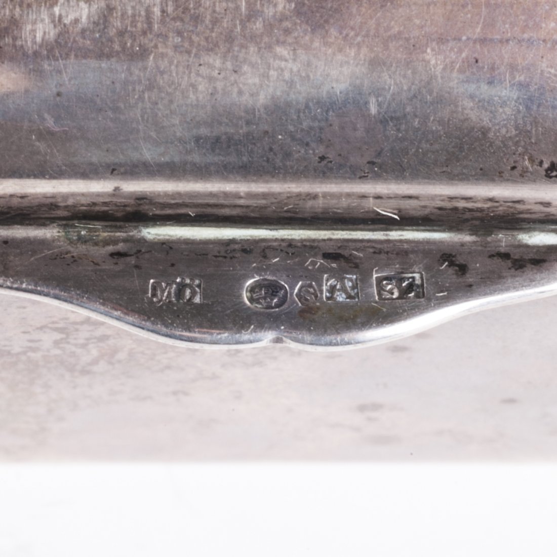 Antique silver cigar box with wooden inserts — image 4