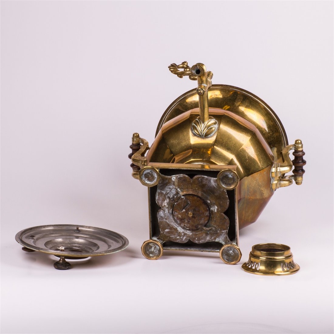 Russian brass samovar in the shape of "vase" — image 4