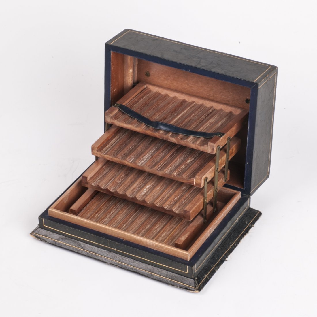 Wooden Italian micro mosaic cigarette case in leather — image 2