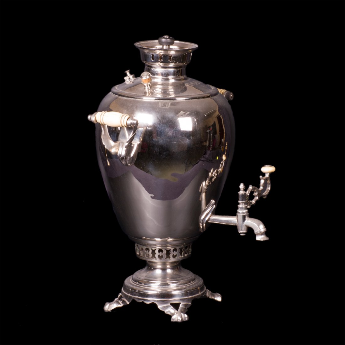 Rare Russian silvered brass samovar in the shape of — image 2