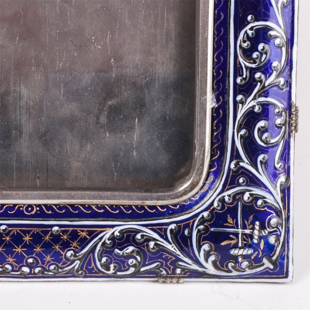 Antique photo frame with beautiful blue hot enamel — image 3