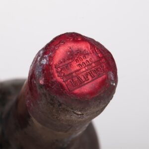 Chateau Lafite Rothschild 1922 small bottle — image 3