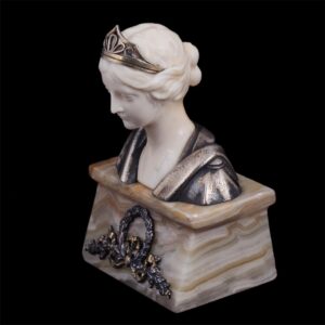 Antique bust of Josephine on onyx stand — image 3