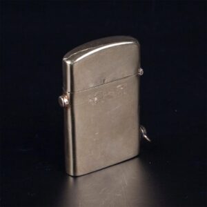 Vintage enamel and yellow metal cigarette lighter — image 3