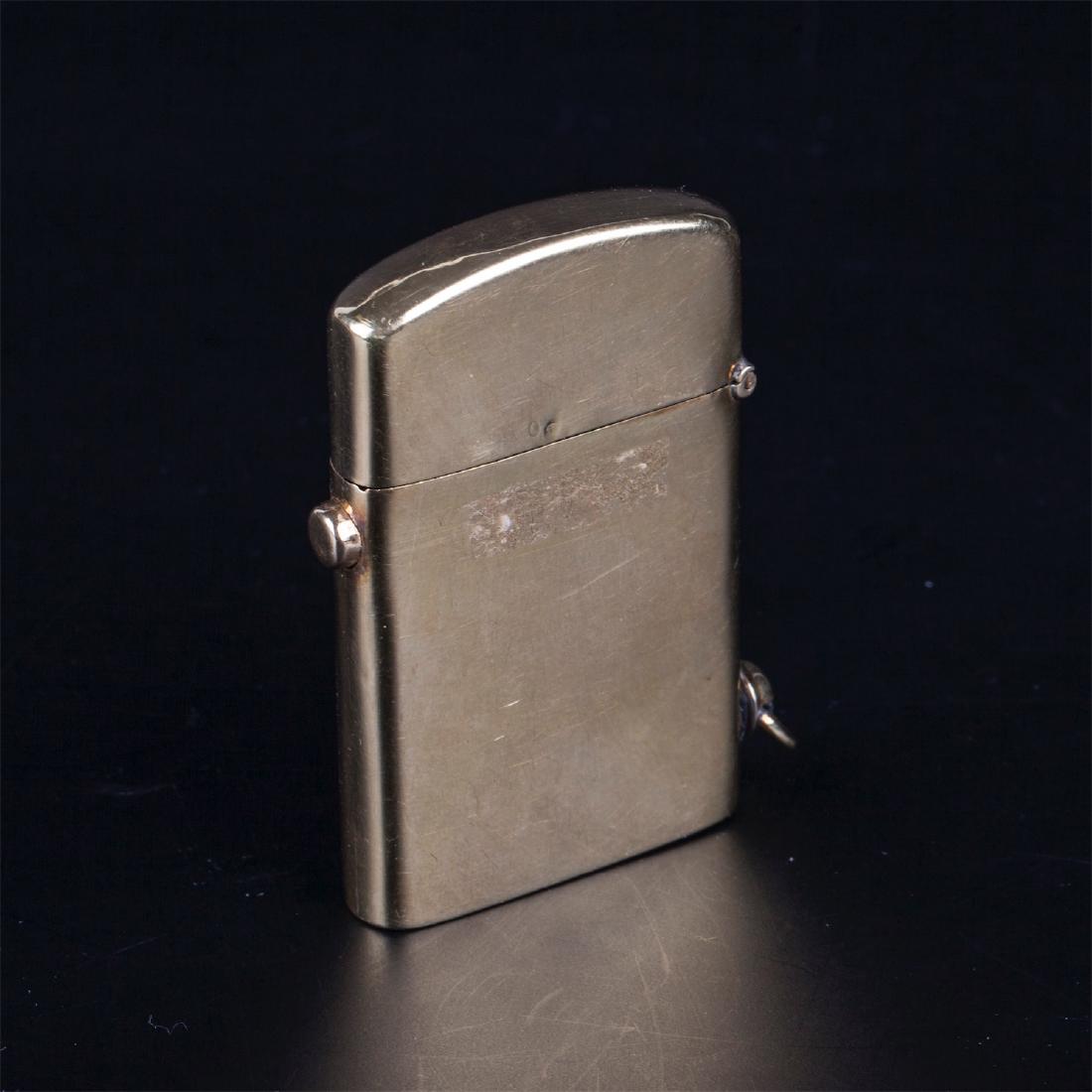 Vintage enamel and yellow metal cigarette lighter — image 3