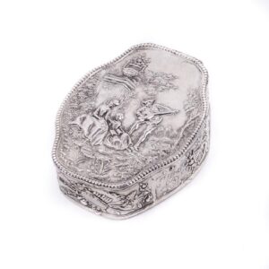 Antique German silver box with gallant scenes — image 1