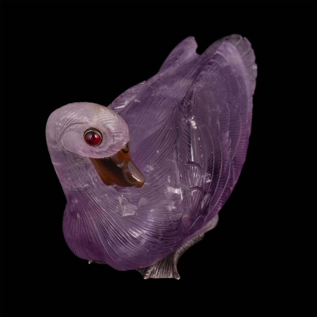 Swan figure made of amethyst with silver legs — image 2