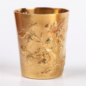 Antique set of 8 Art Nouveau silver gilt beakers — image 3