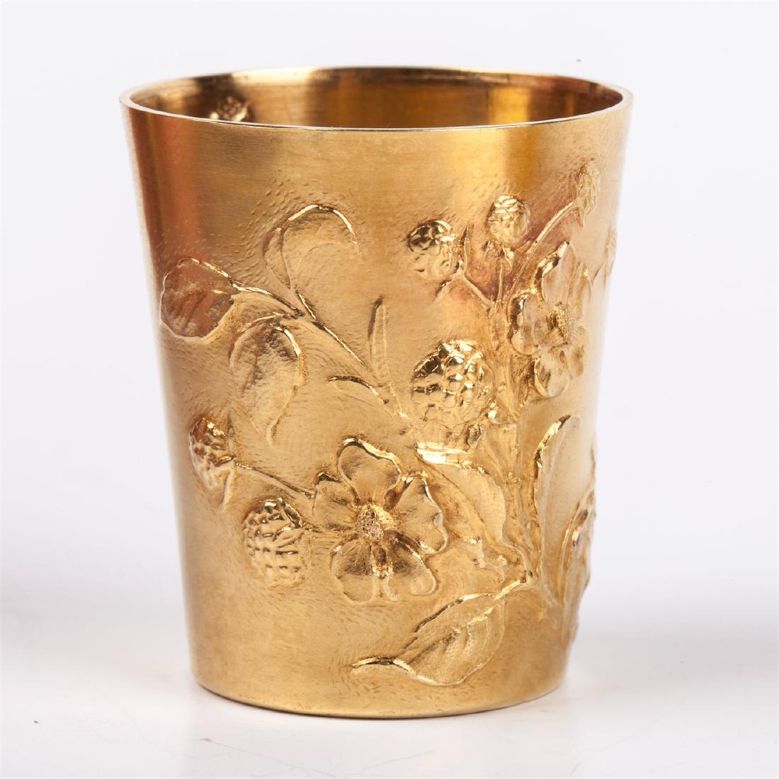 Antique set of 8 Art Nouveau silver gilt beakers — image 3