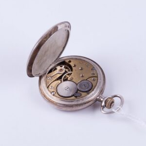 Hunting case silver pocket watch Omega. — image 5