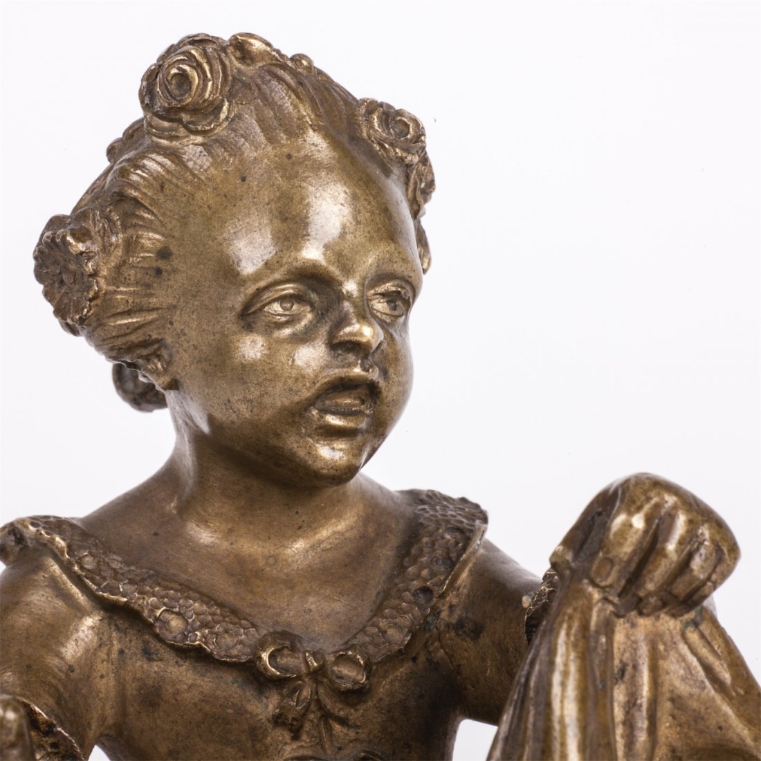 Bronze French figure of a girl on a marble stand — image 2