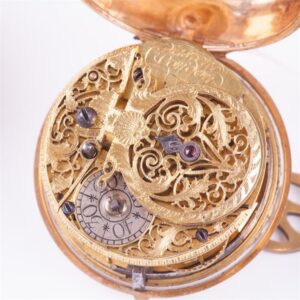A Gold Repousse Pair case watch, signed Pasteur. — image 5