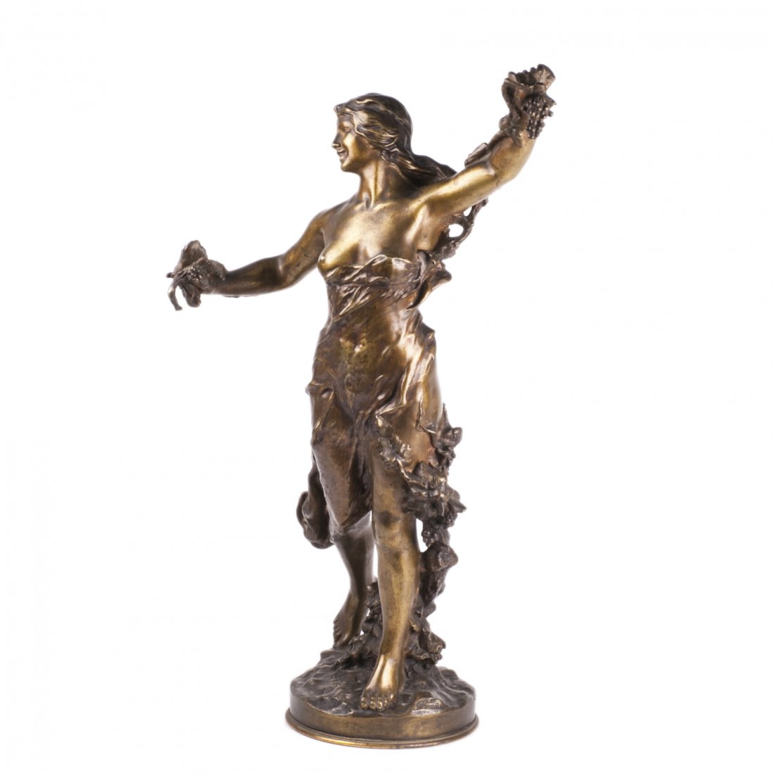 Huge antique bronze figure of woman — image 1